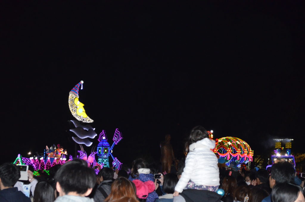 岡崎市から 東京ディズニーランド へ 岡崎市で40代からを提案する美容室サローネアルティエーレ